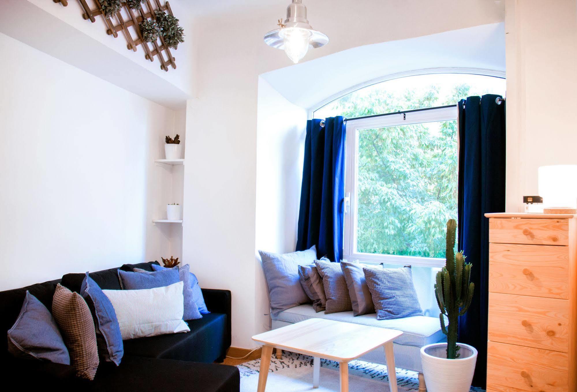 Lollipop Flats City Centre Deluxe Suite 马德里 外观 照片