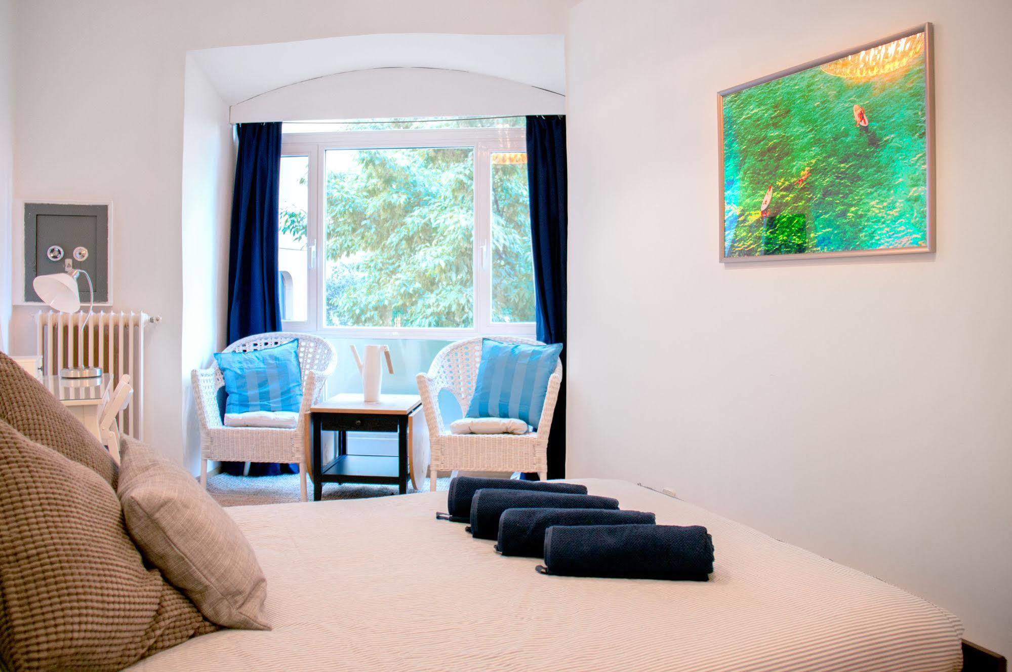 Lollipop Flats City Centre Deluxe Suite 马德里 外观 照片