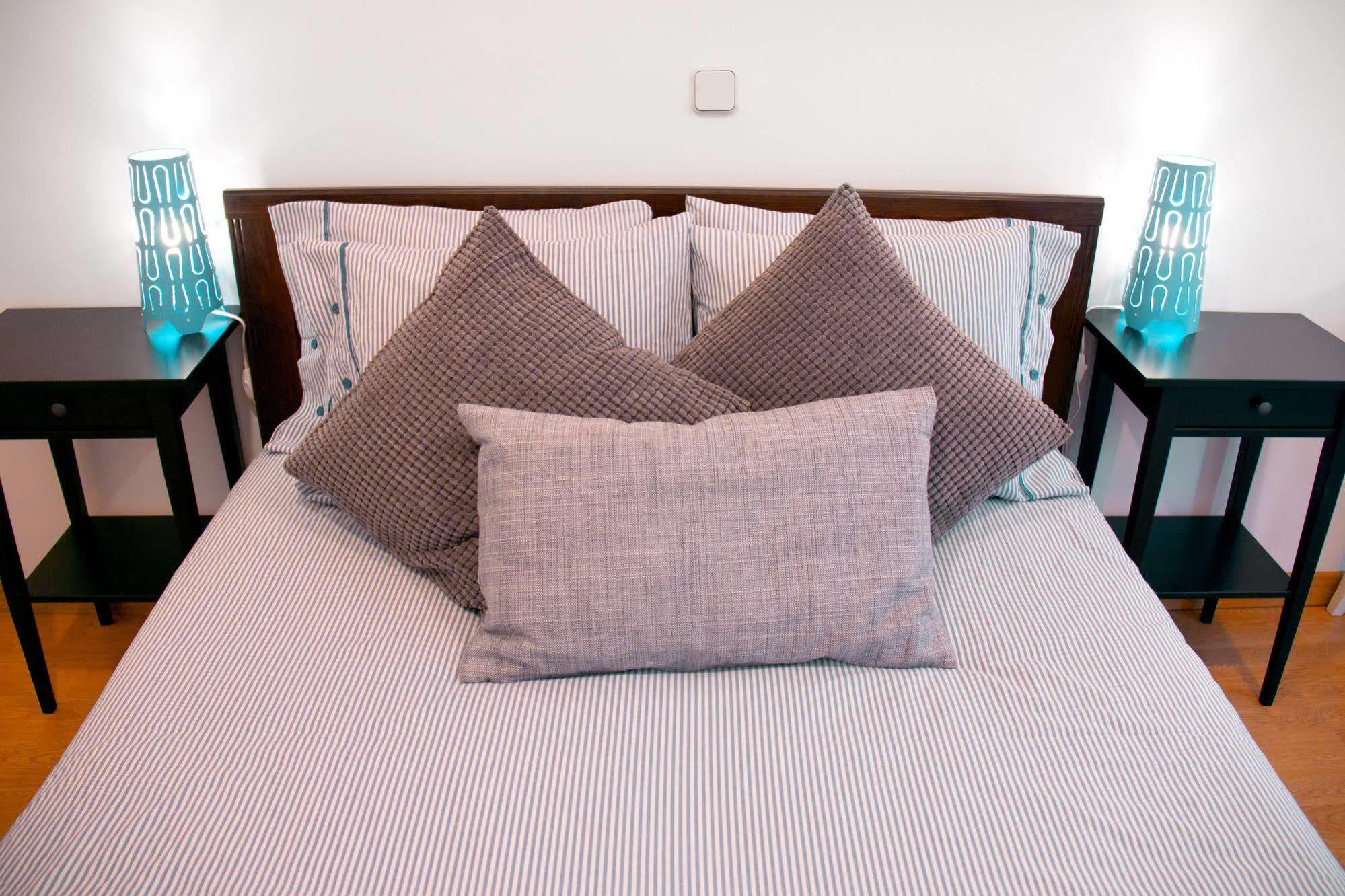 Lollipop Flats City Centre Deluxe Suite 马德里 外观 照片